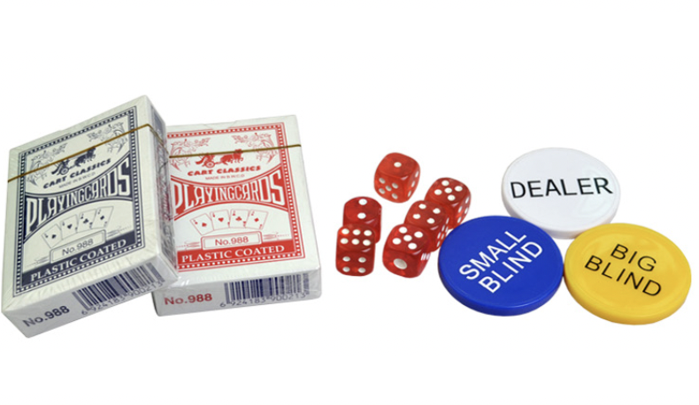 Les jeux de cartes et jetons dealer small blind et big blind de la mallette de poker 200 jetons national