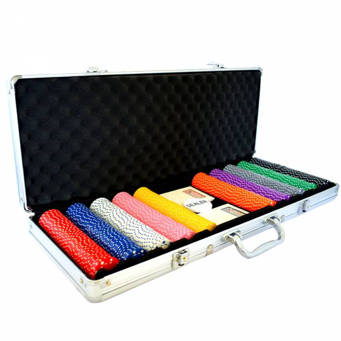 La mallette de poker 500 jetons suited color avec des jetons colorés